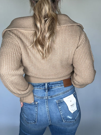 Winnie Wide Collared Zip Up Sweater